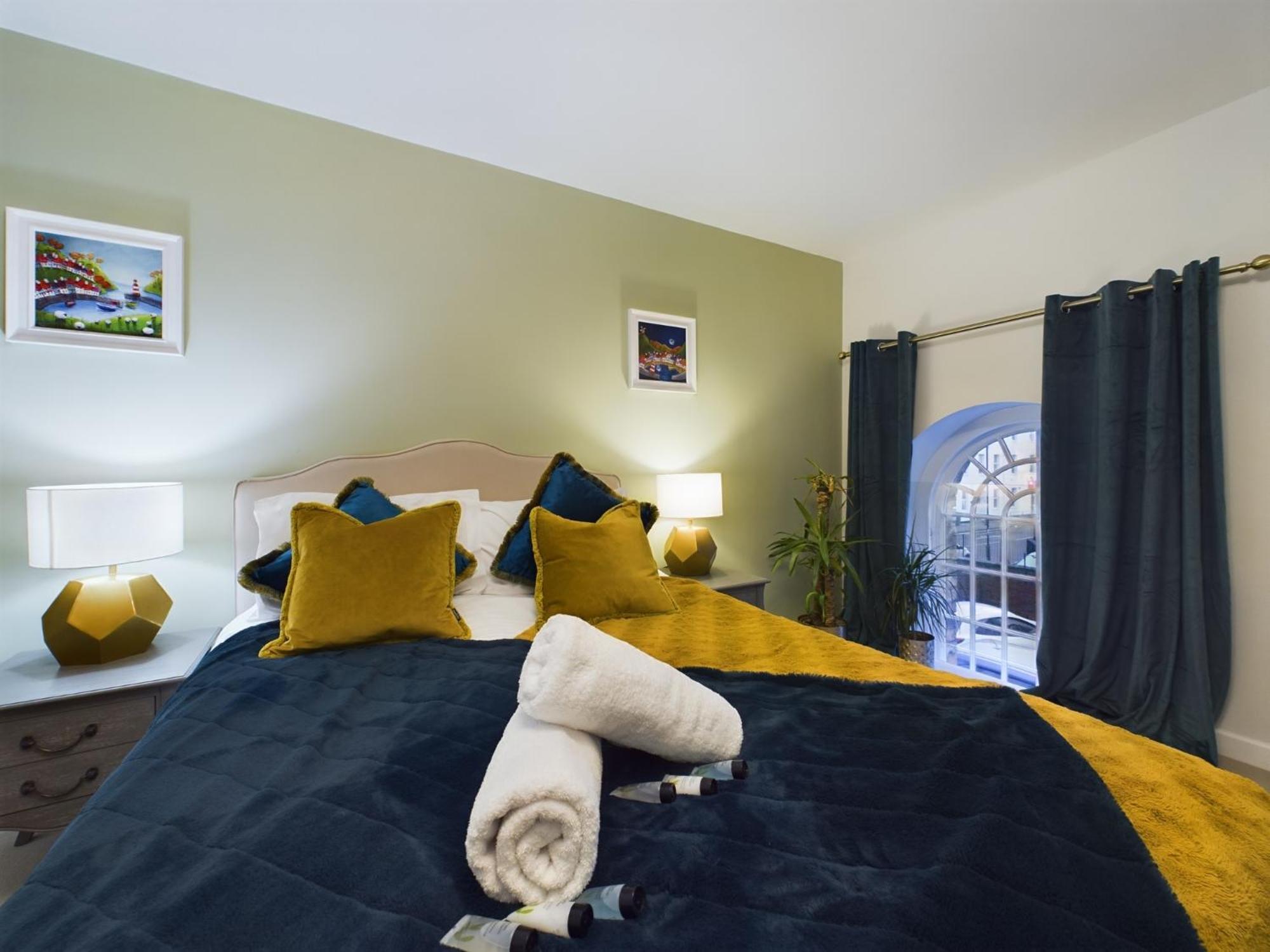 Modern Duplex Central Free Parking Wi-Fi Daire Cheltenham Dış mekan fotoğraf